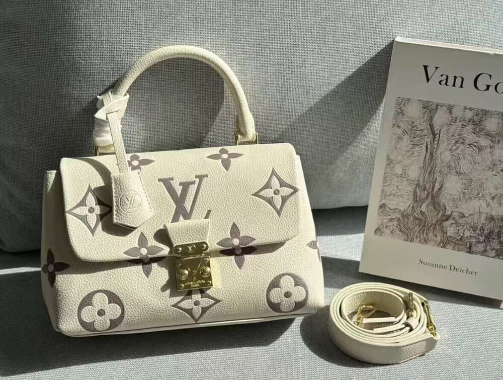 Louis Vuitton Madeleine BB white monogram